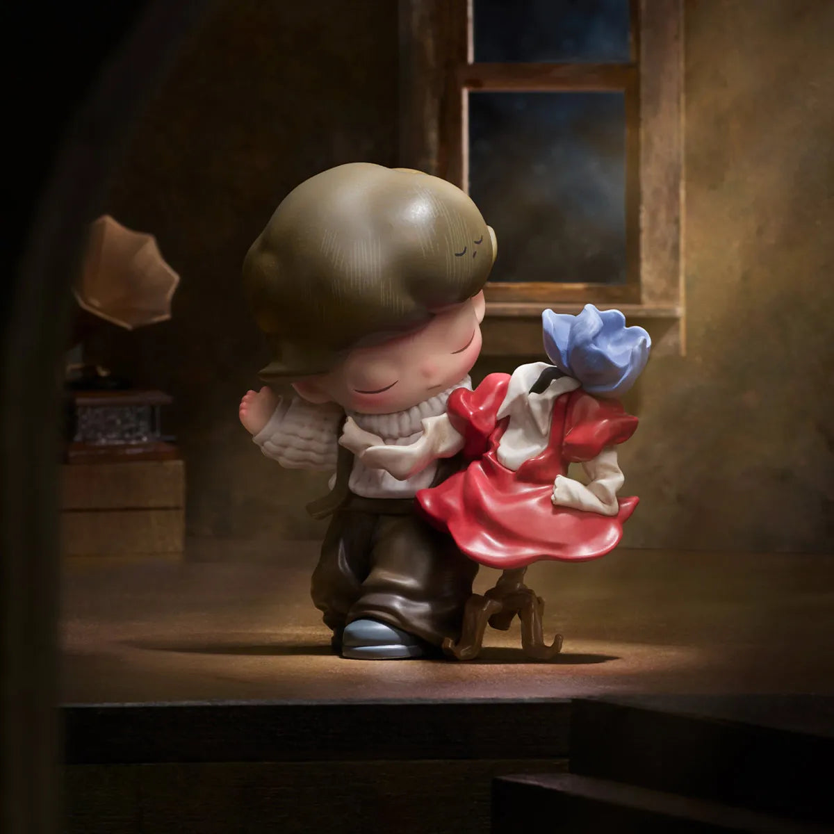 The Attic of Oddities Series Figurea